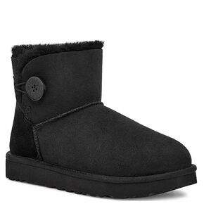 UGG Mini Bailey Button II Booties size 5 Big Kids